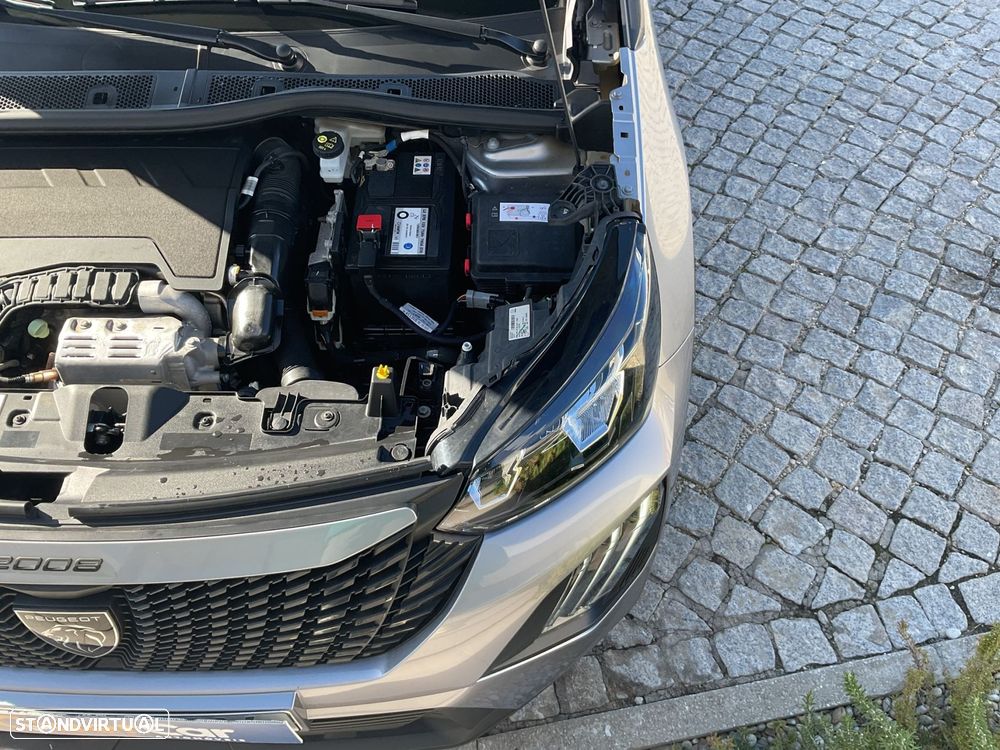 Peugeot 2008 1.2 PureTech Active Pack - 44