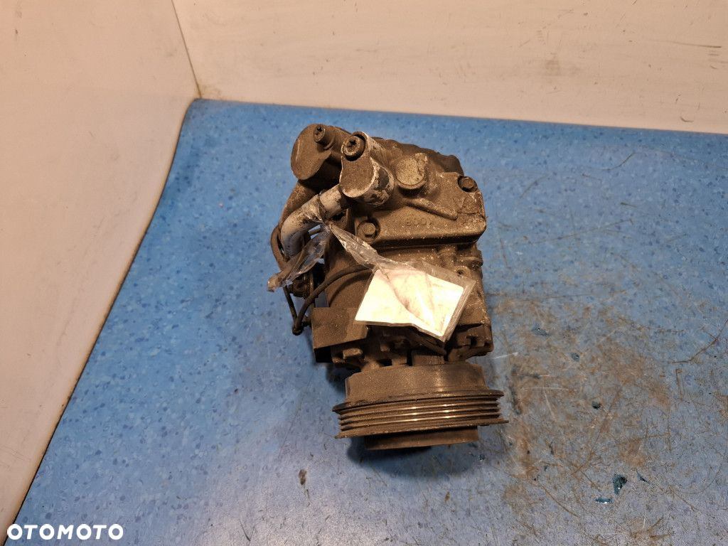 VW PASSAT B5 FL SPRĘŻARKA KLIMATYZACJI 8D0260808 1.9 TDI 130 - 8