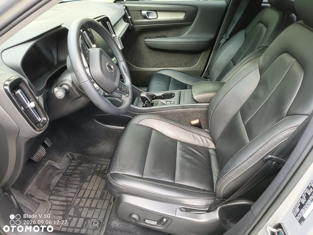 Volvo XC 40 B5 B AWD Momentum Pro - 8
