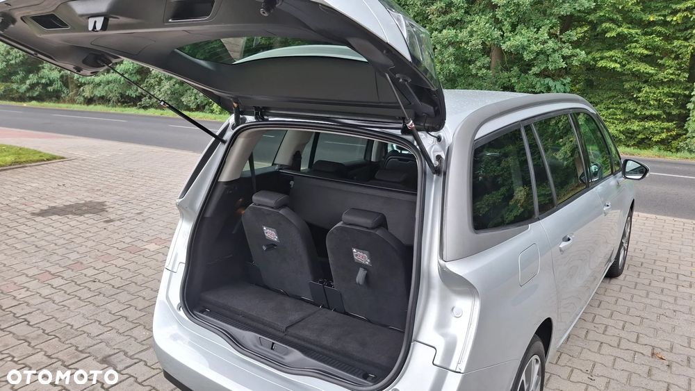 Citroën C4 Grand Picasso - 17