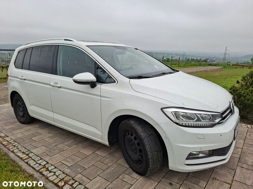 Volkswagen Touran - 3