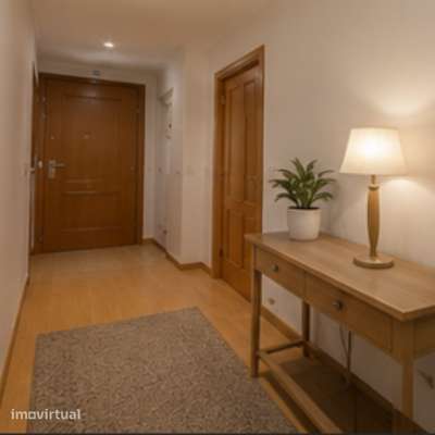 Apartamento T3 com 2 casas de banho em Lisboa - Grande imagem: 2/10