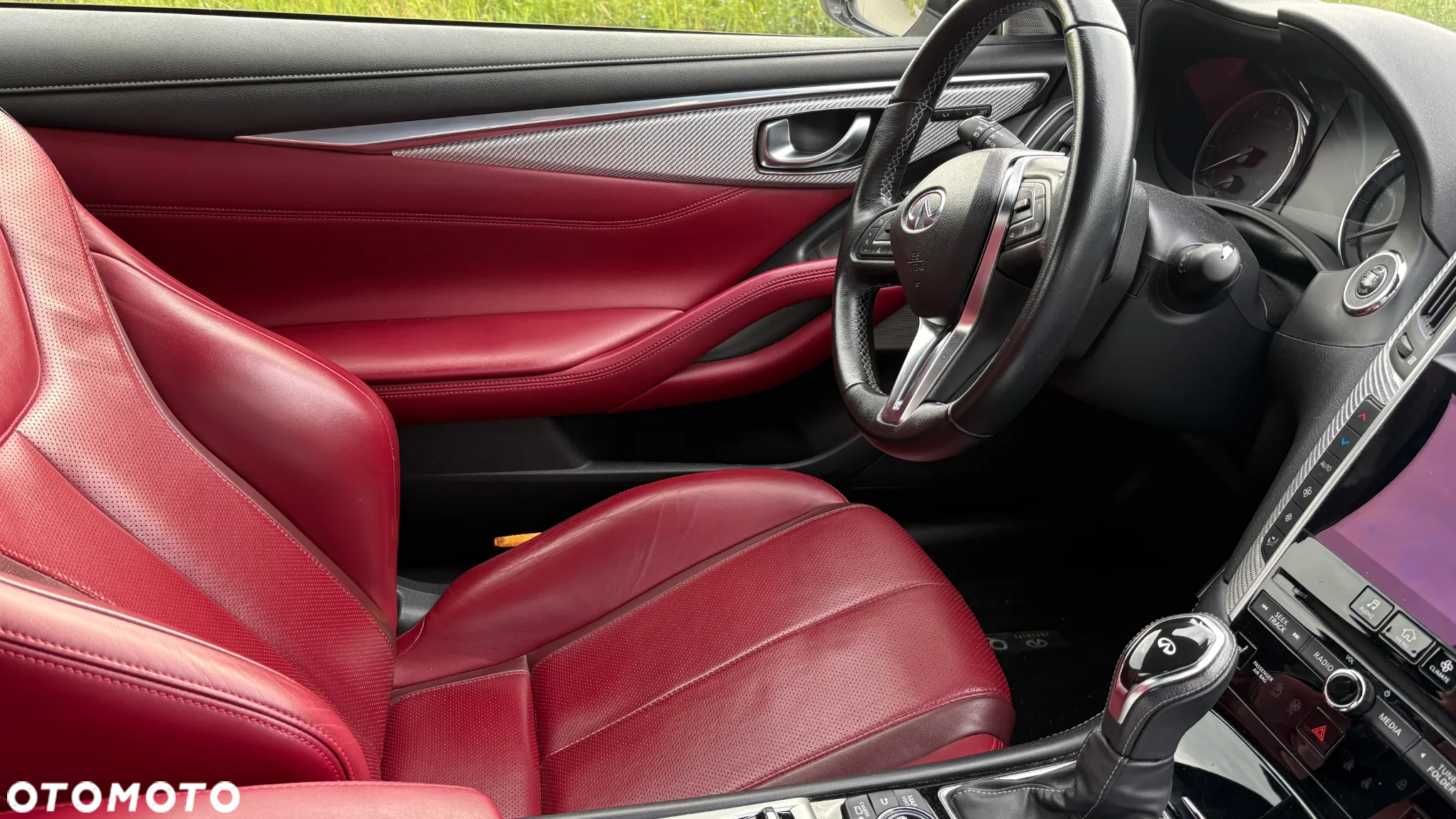 Infiniti Q60 2.0t Sport - 19
