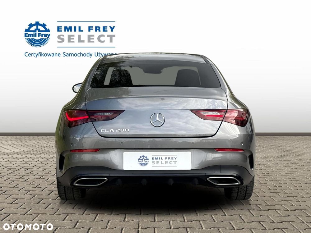 Mercedes-Benz CLA - 4