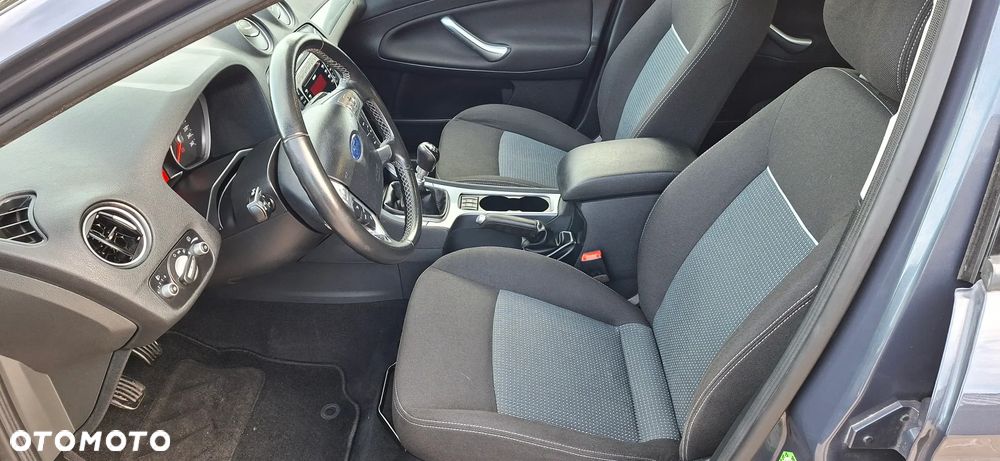 Ford Mondeo 1.6 Eco Boost Trend - 13