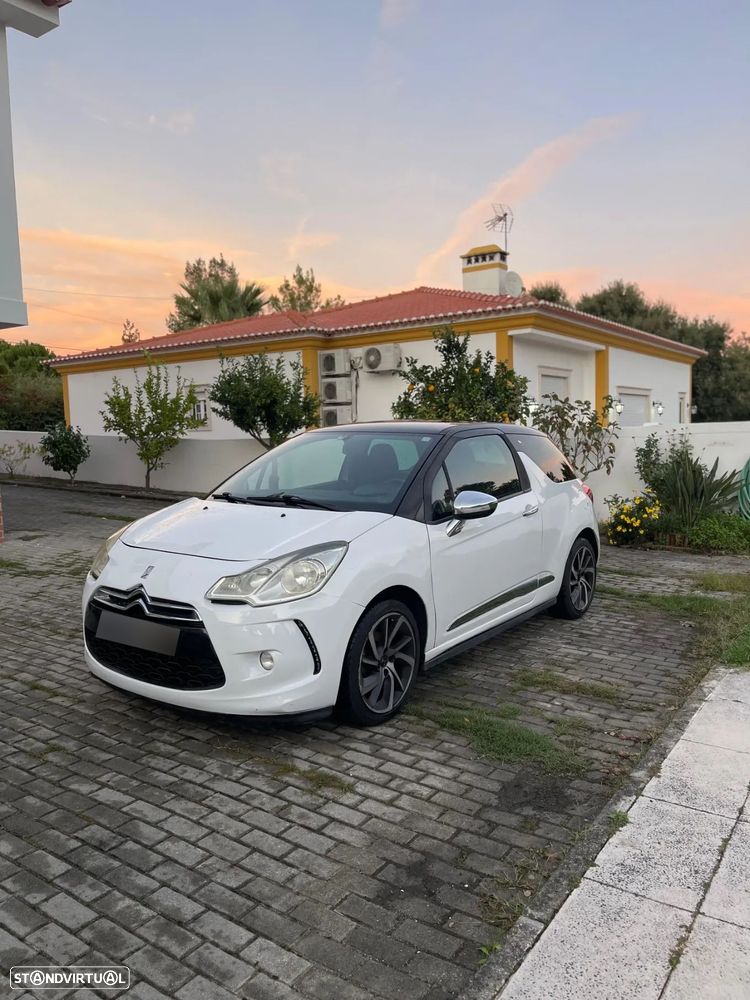 Citroën DS3 1.6 e-HDi So Chic - 1