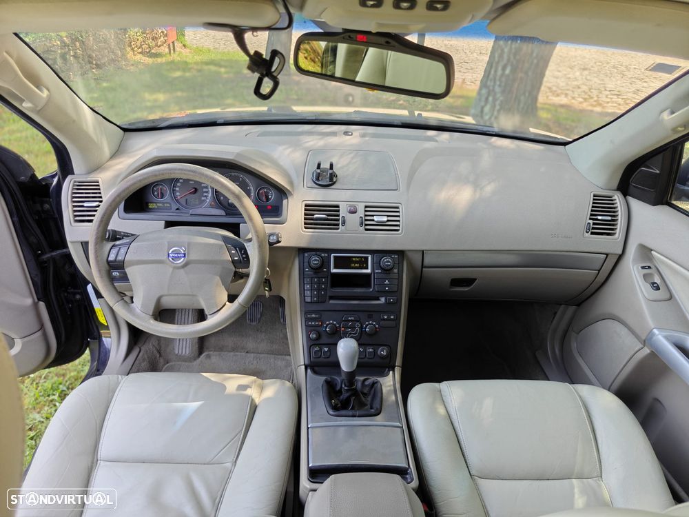 Volvo XC 90 2.4 D5 5L Summum - 24
