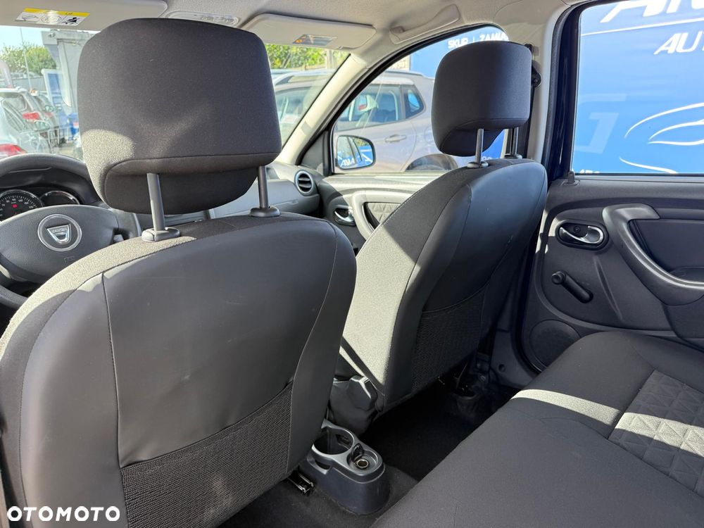 Dacia Duster dCi 110 FAP 4x4 Celebration - 12
