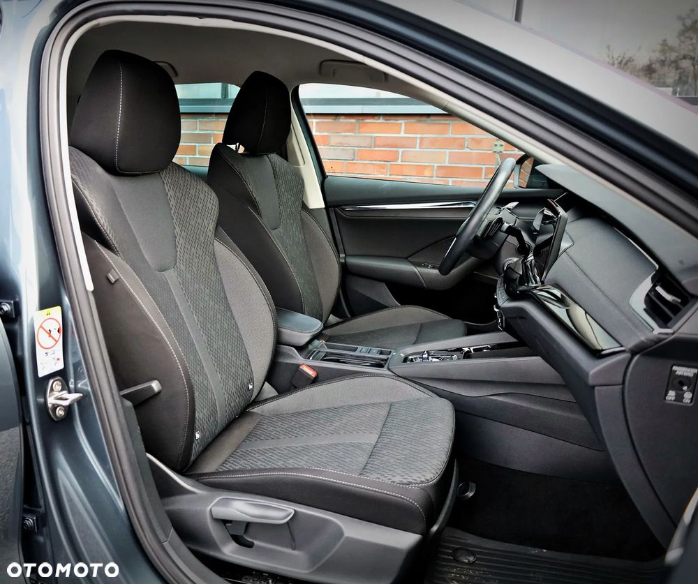 Skoda Octavia 2.0 TDI Style DSG - 25