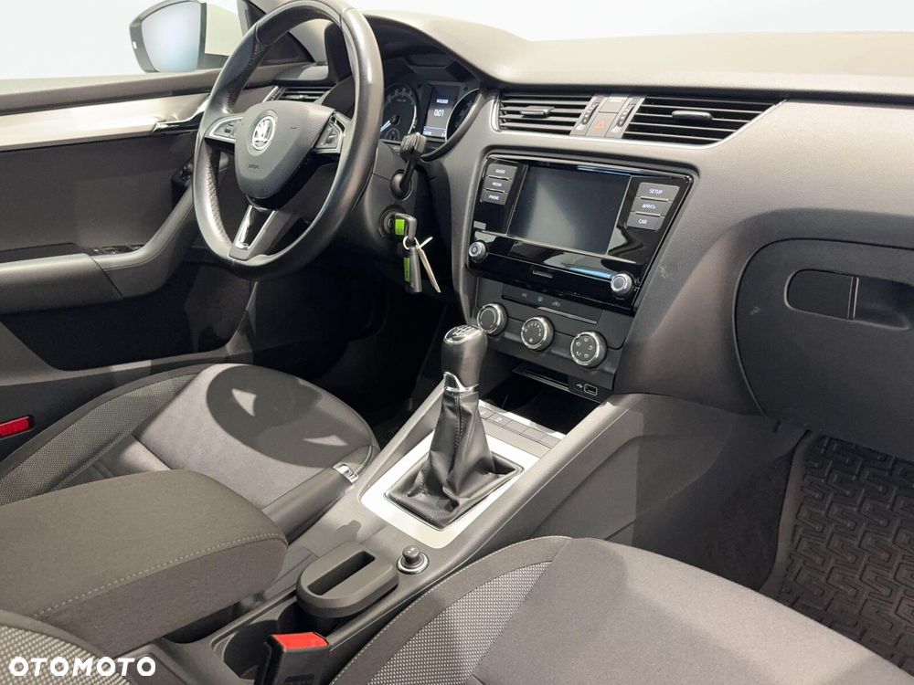 Skoda Octavia 1.6 TDI SCR Ambition - 18
