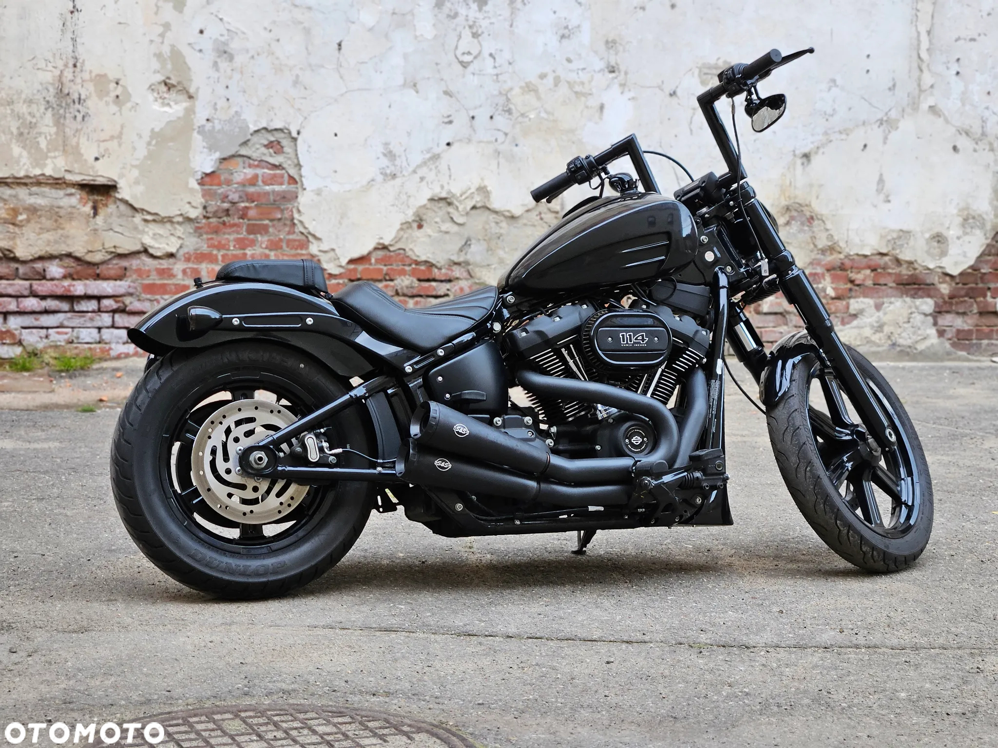Harley-Davidson Softail Street Bob - 12