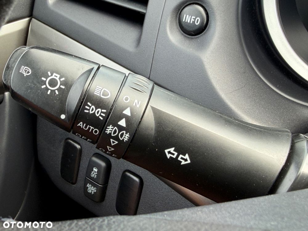 Mitsubishi Lancer - 13