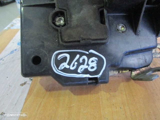 Fecho 19228451 BMW E30 1989 FE MANUAL - 1