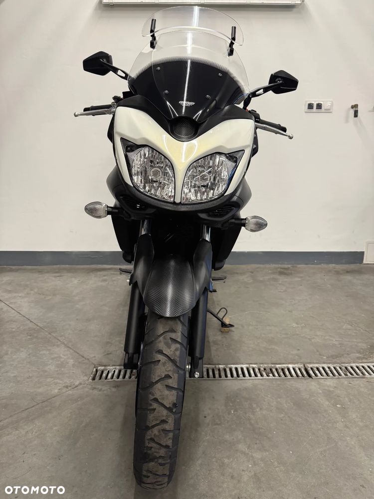 Suzuki V-STROM - 38