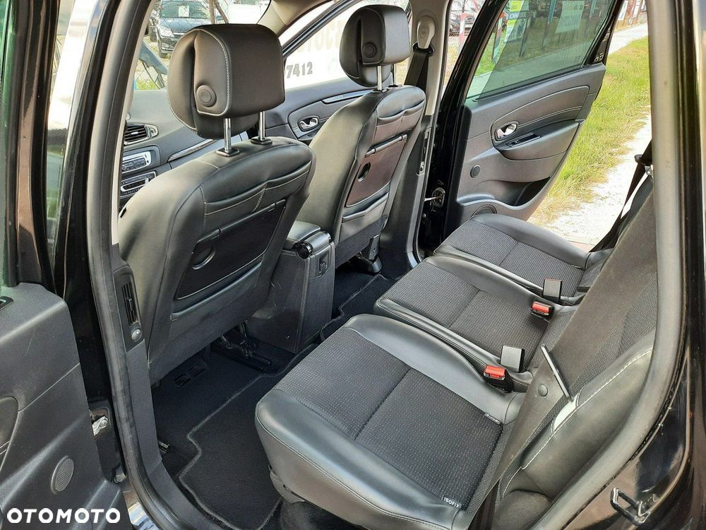Renault Grand Scenic - 16