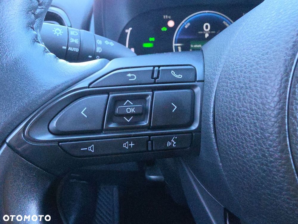 Toyota Yaris Hybrid 1.5 Style - 21