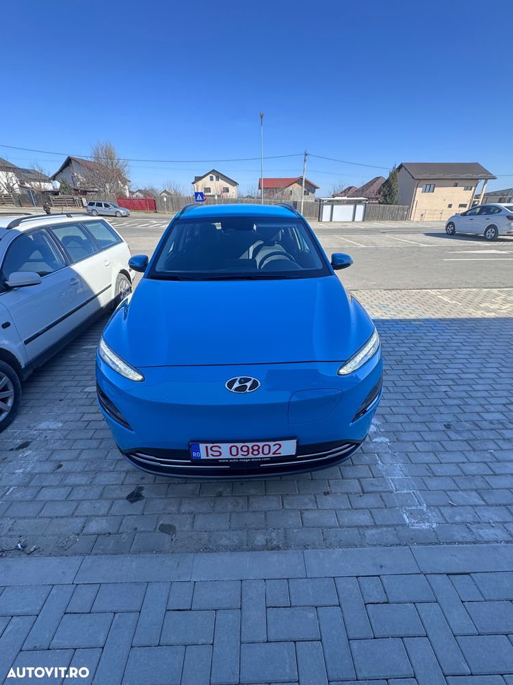Hyundai KONA Select - 1