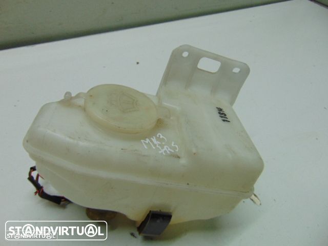 Mazda MX3 - depósito do limpa-vidros - 2