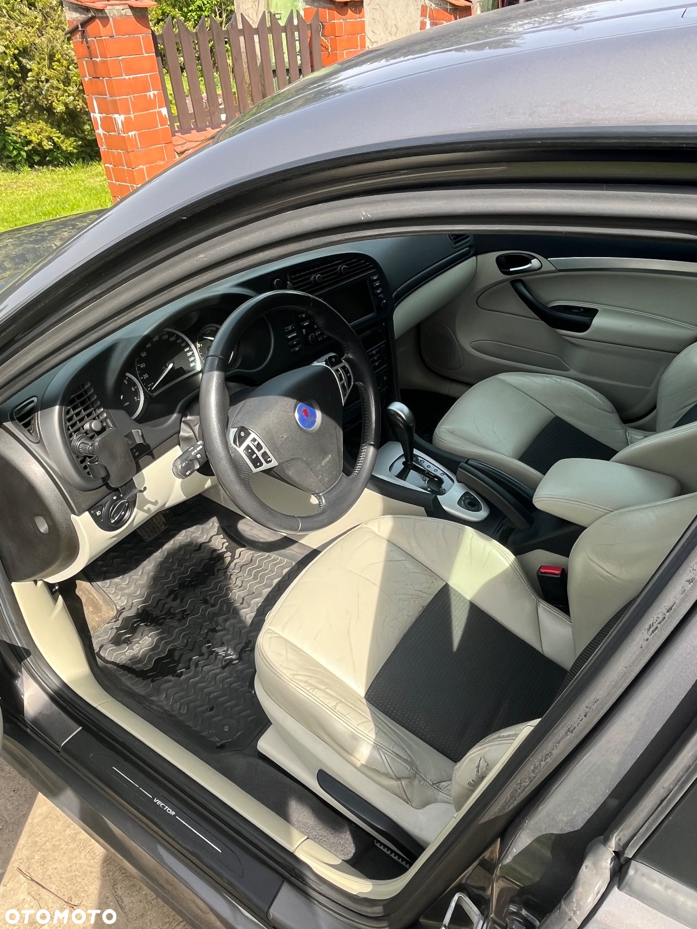 Saab 9-3 2.0T Sport-Kombi Vector - 5