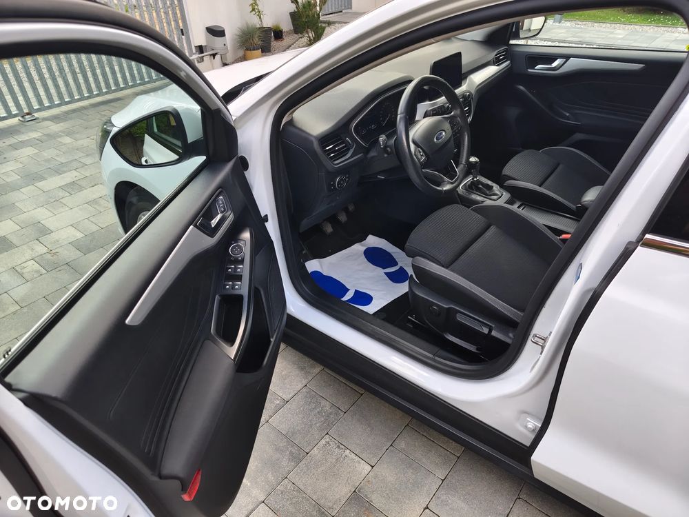 Ford Focus - 19