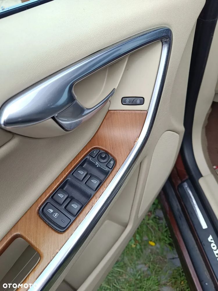 Volvo XC 60 D5 AWD Summum - 22