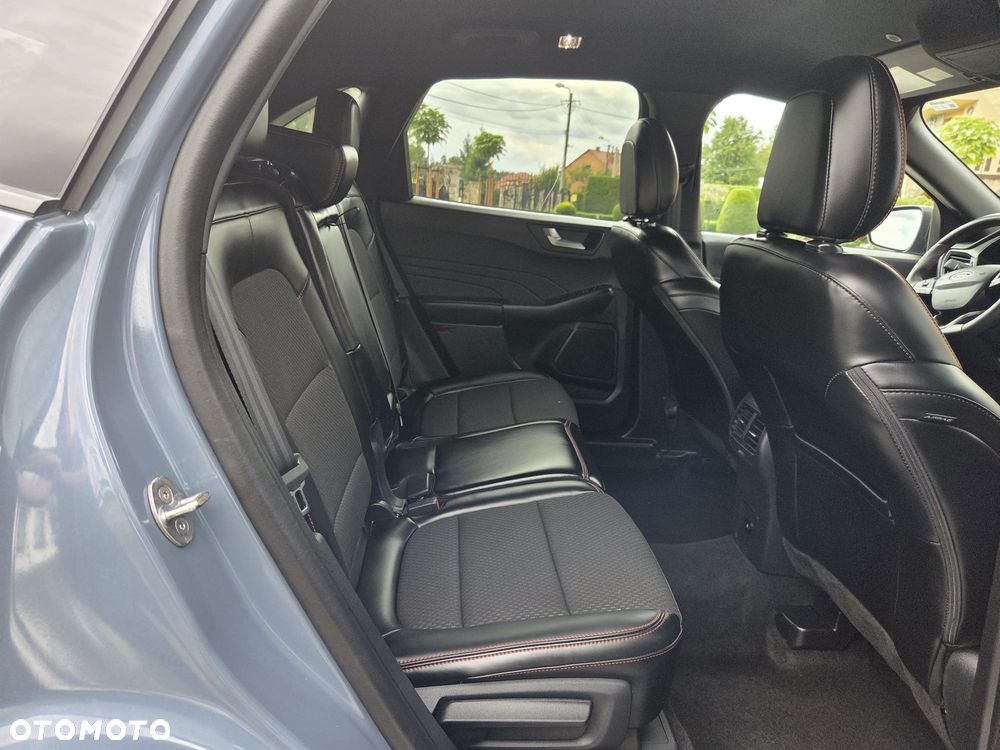 Ford Kuga - 23