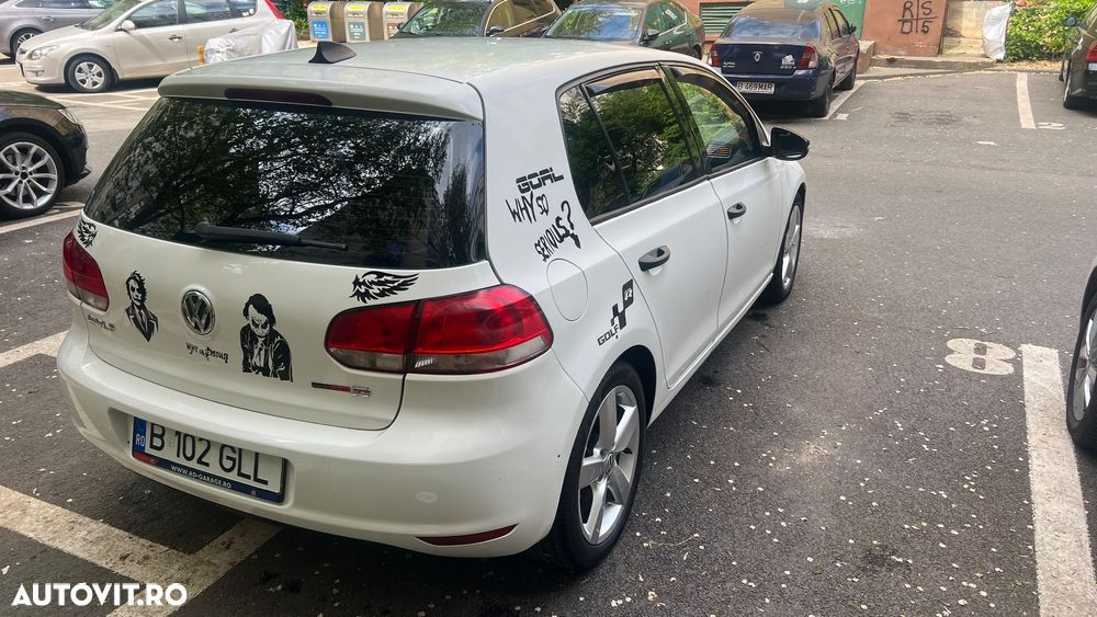 Volkswagen Golf - 5