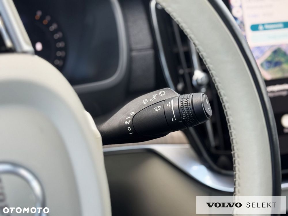 Volvo XC 90 - 16