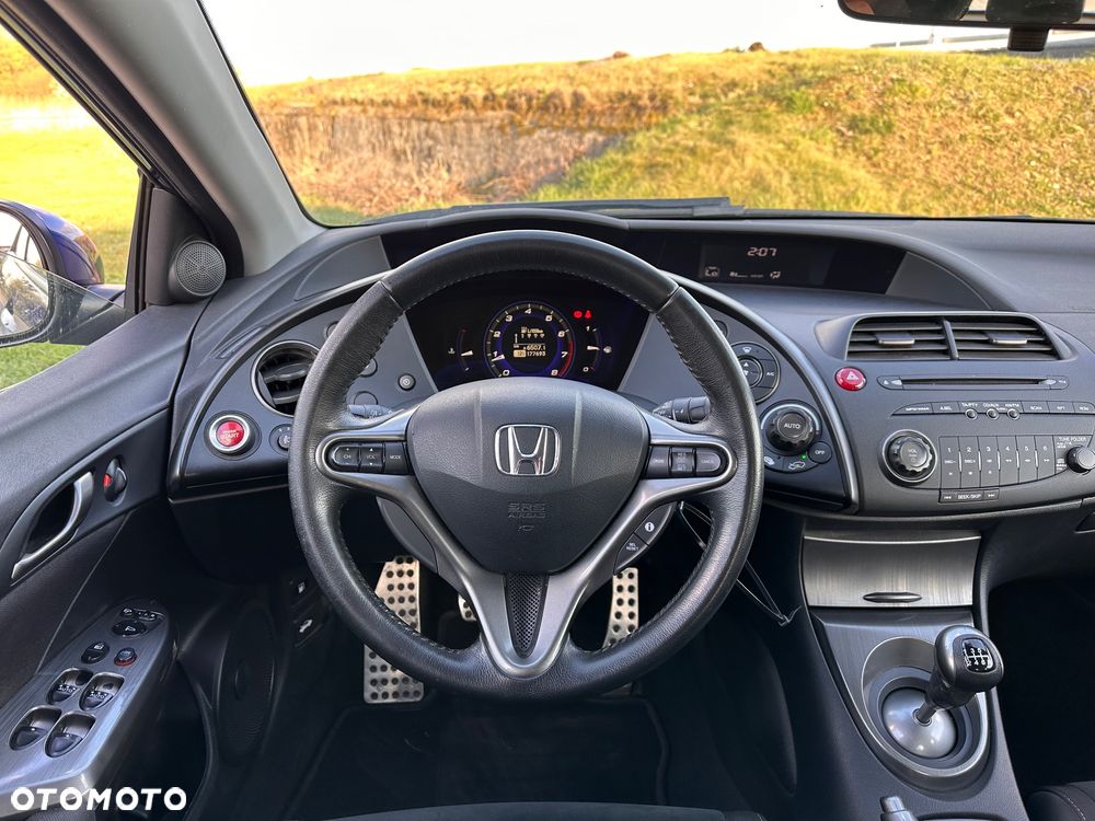 Honda Civic 1.4 i-VTEC Comfort - 16