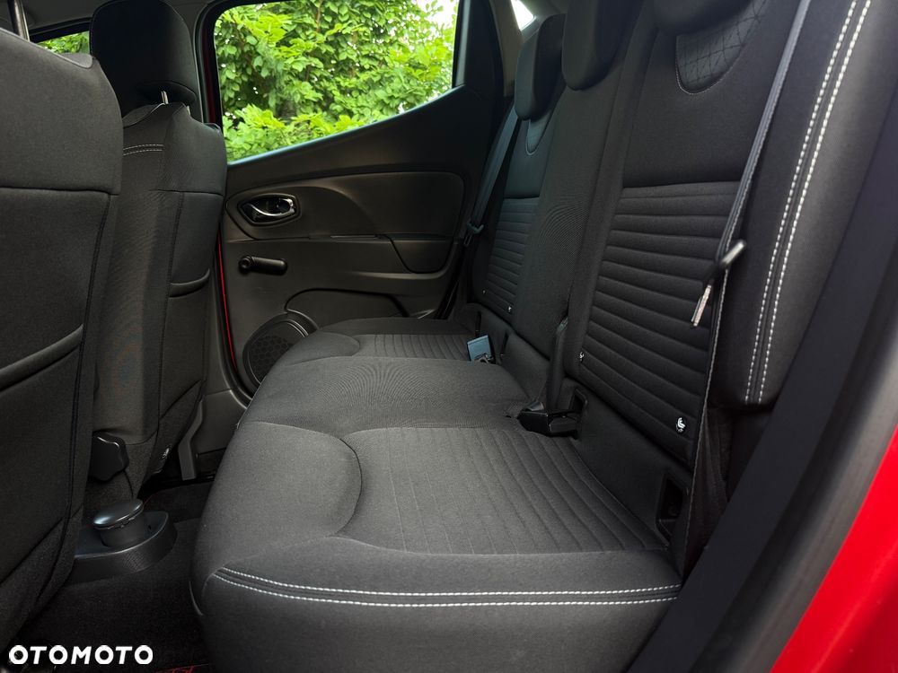 Renault Clio - 18
