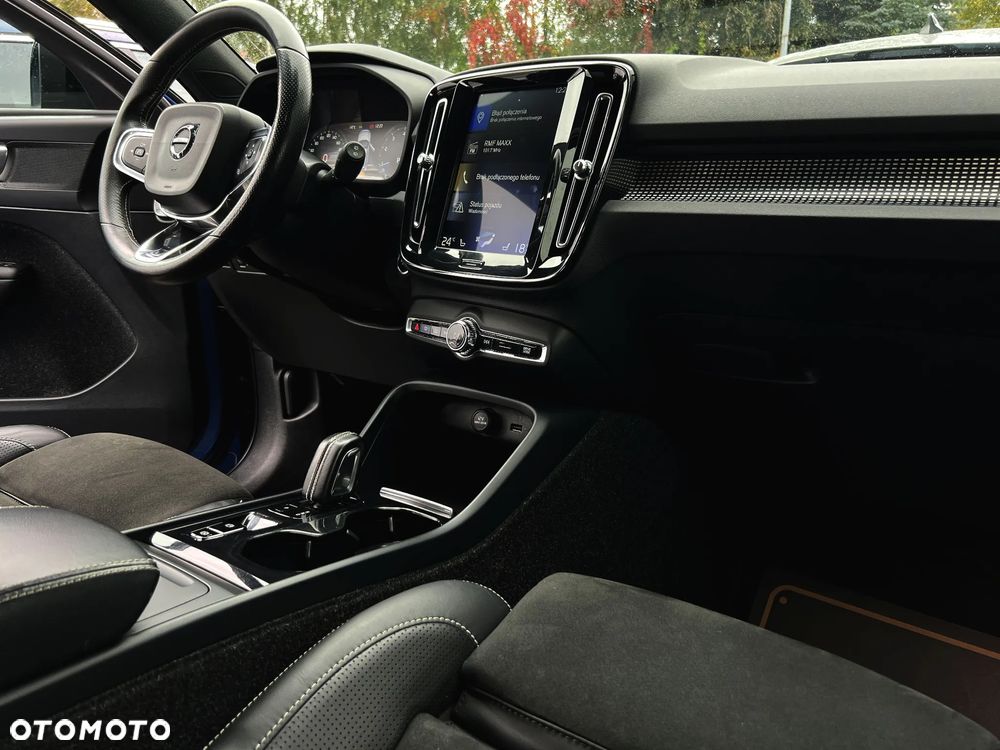Volvo XC 40 T4 AWD Geartronic R-Design - 22