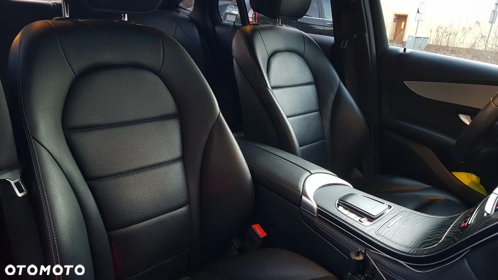 Mercedes-Benz GLC 200 d 4Matic 9G-TRONIC - 30