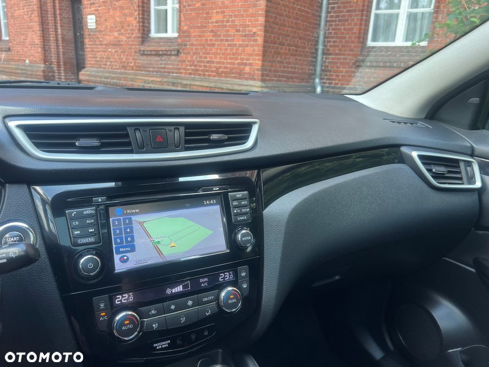 Nissan Qashqai 1.6 DCi Xtronic TEKNA - 11
