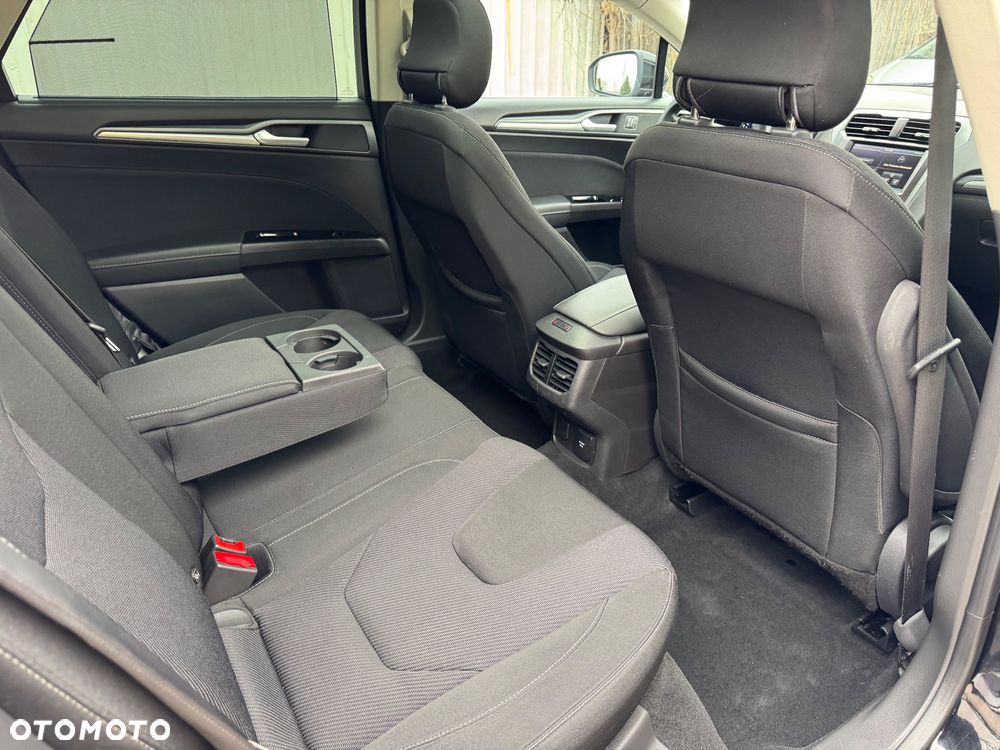 Ford Mondeo 2.0 TDCi Titanium PowerShift - 12