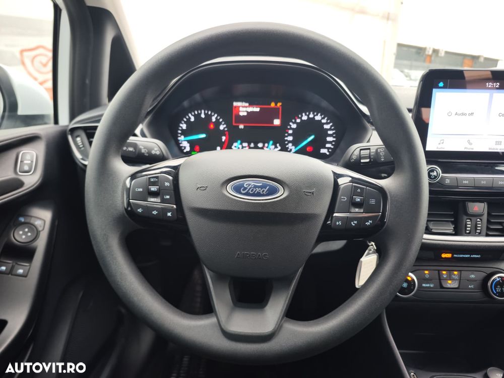 Ford Fiesta 1.1 Titanium - 21