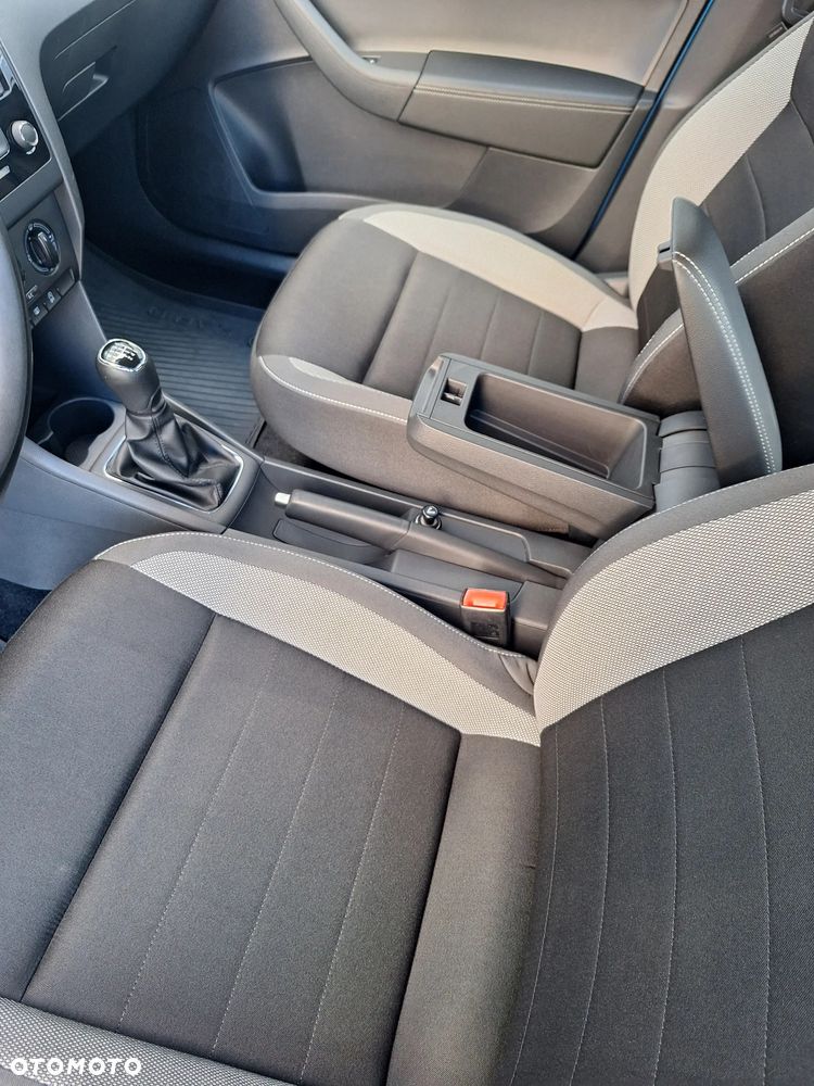 Skoda RAPID 1.2 TSI Ambition - 5