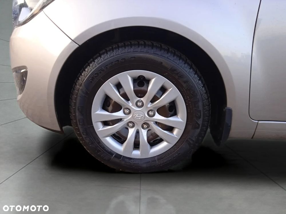 Hyundai ix20 1.6 BlueDrive Classic + - 10