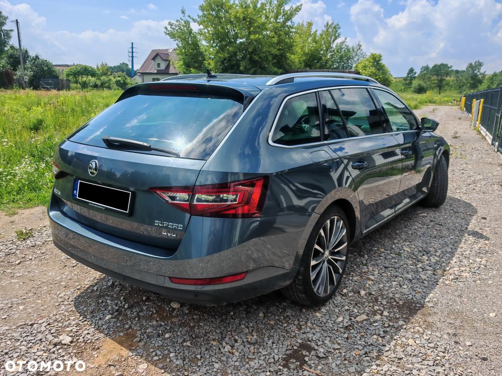 Skoda Superb 2.0 TDI L&K DSG - 3