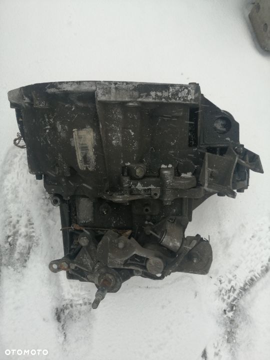 SKRZYNIA BIEGÓW Renault Scenic II Megane 1.9 DCI 7701717782 - 1