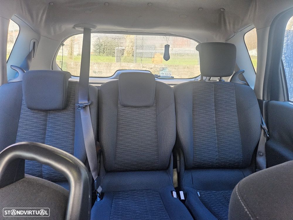 Renault Scénic 1.5 dCi Dynamique S - 6