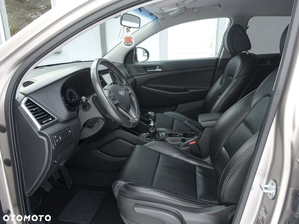 Hyundai Tucson 1.6 GDi 2WD Pure - 9
