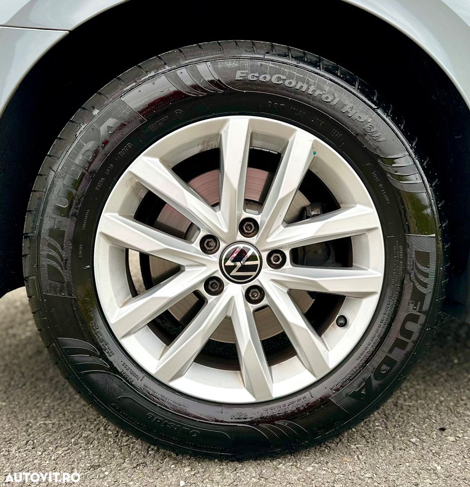 Volkswagen Passat Variant 2.0 TDI DSG Highline - 28