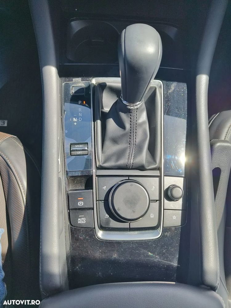 Mazda 3 e-SKYACTIV-X 186 M HYBRID Aut. TAKUMI - 21