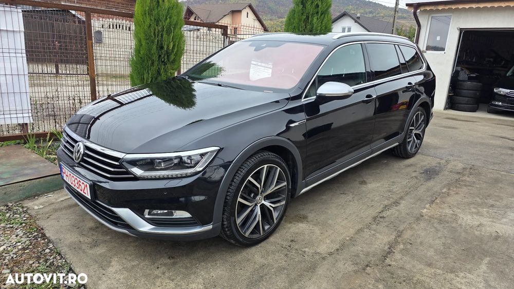 Volkswagen Passat Variant 2.0 TDI SCR 4Motion DSG Alltrack - 13