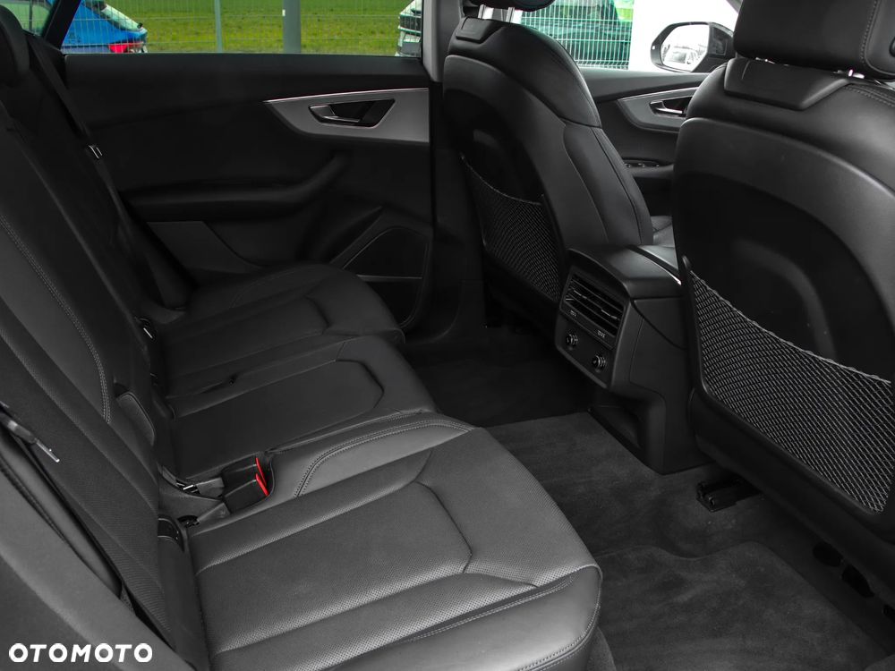 Audi Q8 50 TDI mHEV Quattro Tiptronic - 13