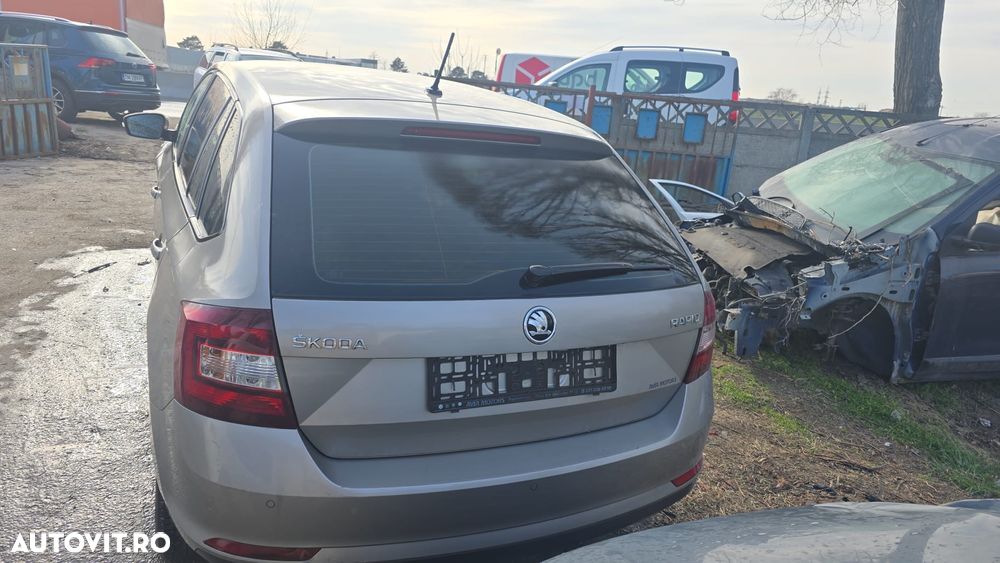 Skoda RAPID 1.0 TSI Style - 2