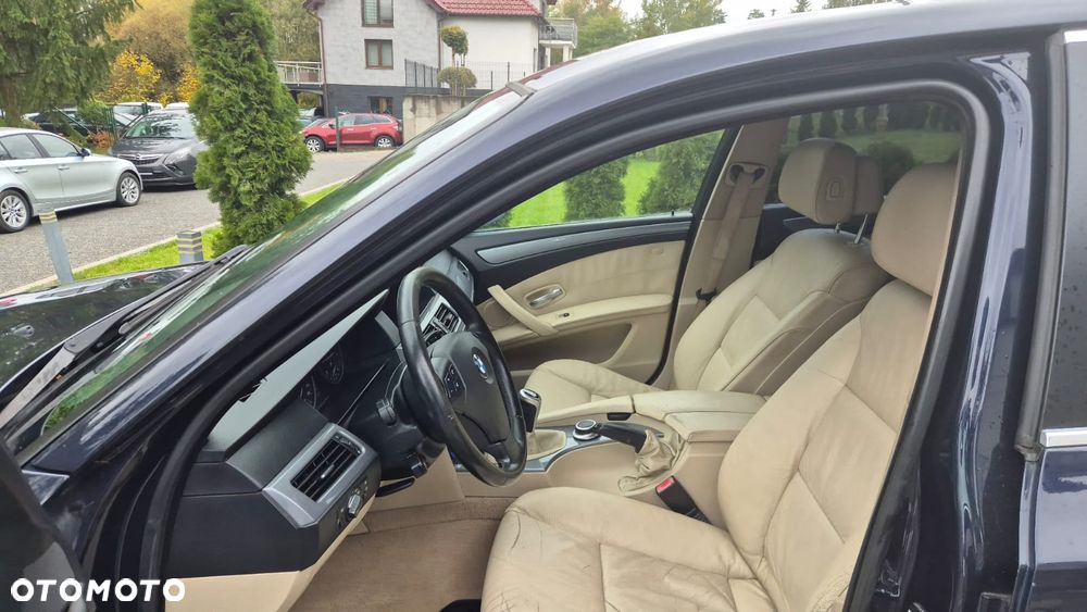 BMW Seria 5 520d - 10