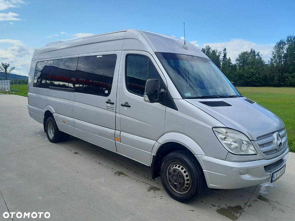 Mercedes-Benz Sprinter - 11