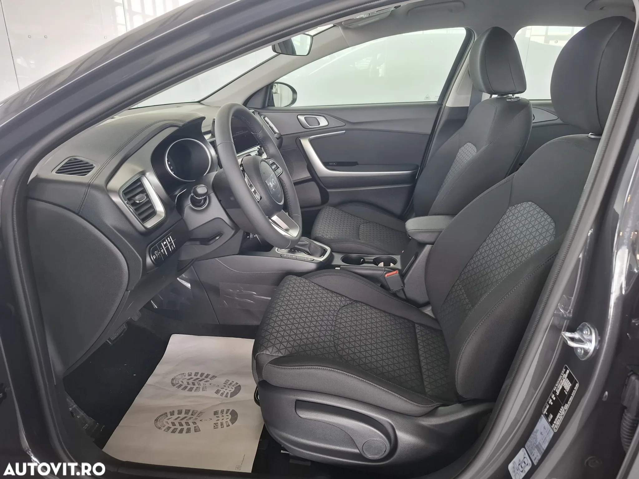 Kia Ceed SW 1.5 T-GDI 7DCT Best - 10
