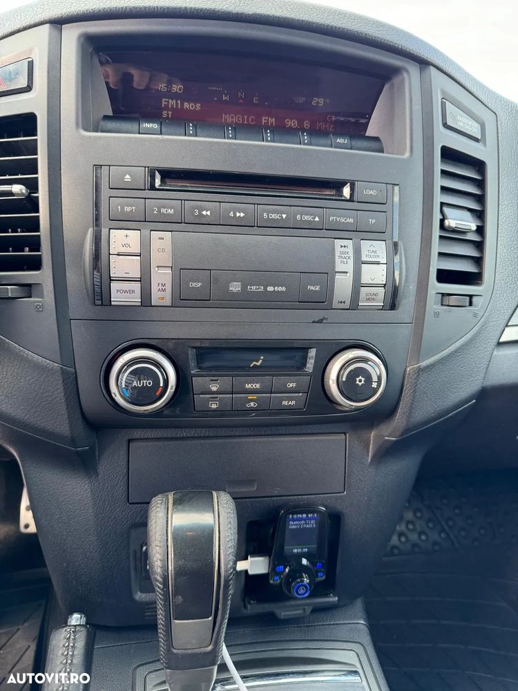 Mitsubishi Pajero LWB 3.2 DI-D Instyle A/T - 12